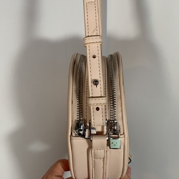 Sunday Best Aritzia Light Pink Circle Crossbody Purse - Picture 12 of 17